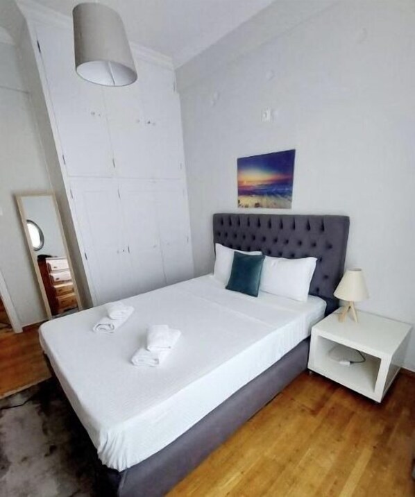 1 soverom, strykejern/-brett, reiseseng for barn og wi-fi (inkludert)