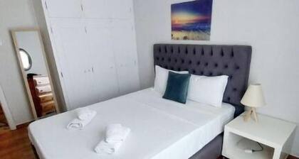 Athens Apartment 1-min Walk to Kato Patissia Metro