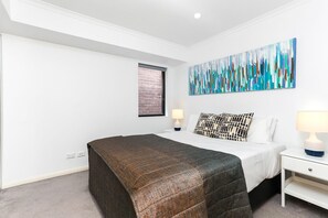 1 Schlafzimmer, Schreibtisch, Bügeleisen/Bügelbrett, kostenloses WLAN