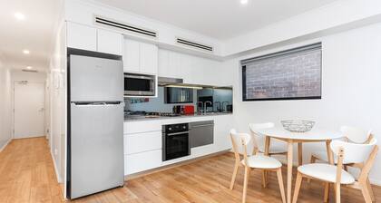 Rozelle Village l 1 Bedroom l Pet Friendly