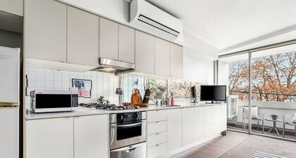 Chippendale - Minutes to Central - 1BR