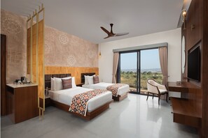 Minibar, két bảo mật tại phòng, trang trí khác biệt