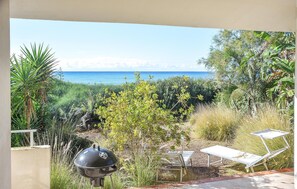 Terrace/patio - Amazing home in Punta Braccetto (Punta Braccetto)
