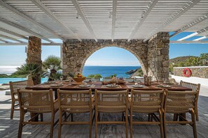 Outdoor dining