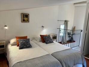 1 soverom, reiseseng for barn og wi-fi (inkludert)