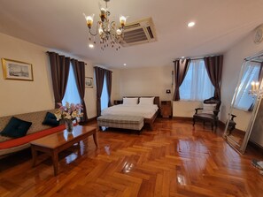 3 habitaciones, tabla de planchar con plancha y wifi gratis 