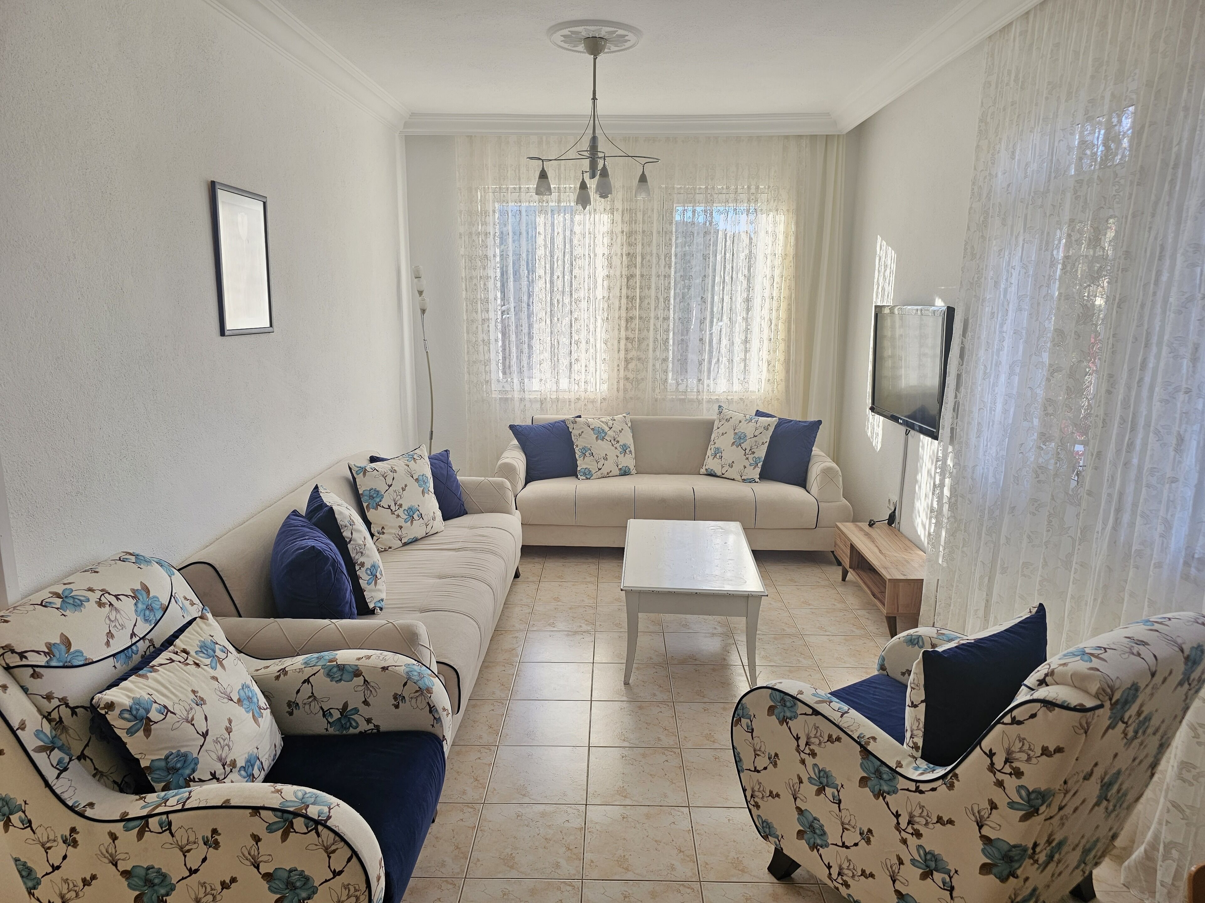 尊尚複式房屋 | 客廳 | 55 吋LED 電視連衛星電視頻道