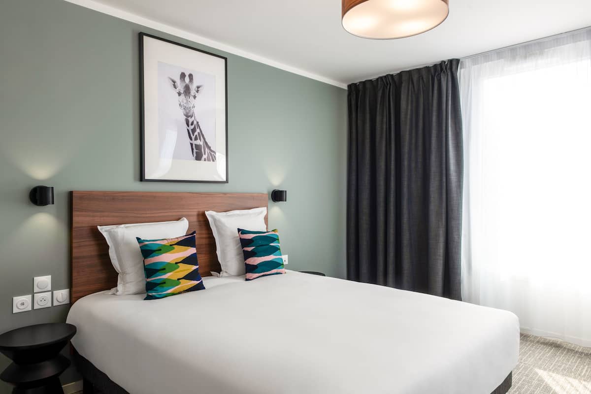 Suite, Balcony | 1 bedroom, in-room safe, desk, laptop workspace