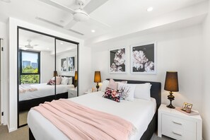 Apartment, 3 Bedrooms | Iron/ironing board, free WiFi, bed sheets