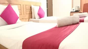 Standard Room | In-room safe, desk, iron/ironing board (on request), free WiFi