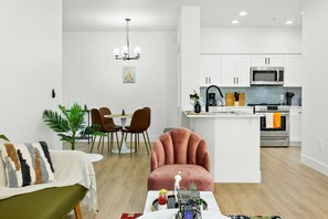 Living area - TWO CozySuites Apartment DowntownChandler (Glendale)