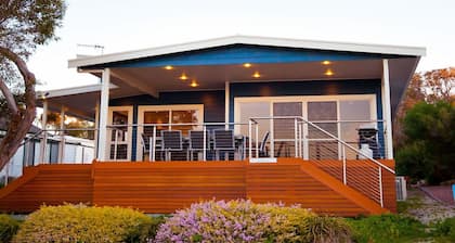 Angasi is one of Coffin Bay's premium properties in a very sought after location