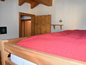 3 soverom og internettilgang