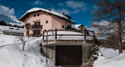 Haus Sunneschy Whg. 301 by Interhome