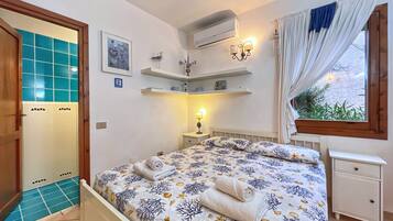 2 quartos, ferros/tábuas de passar roupa, Wi-Fi de cortesia