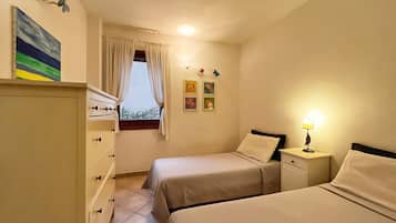 2 chambres, fer et planche Ă repasser, Wi-Fi gratuit, draps fournis