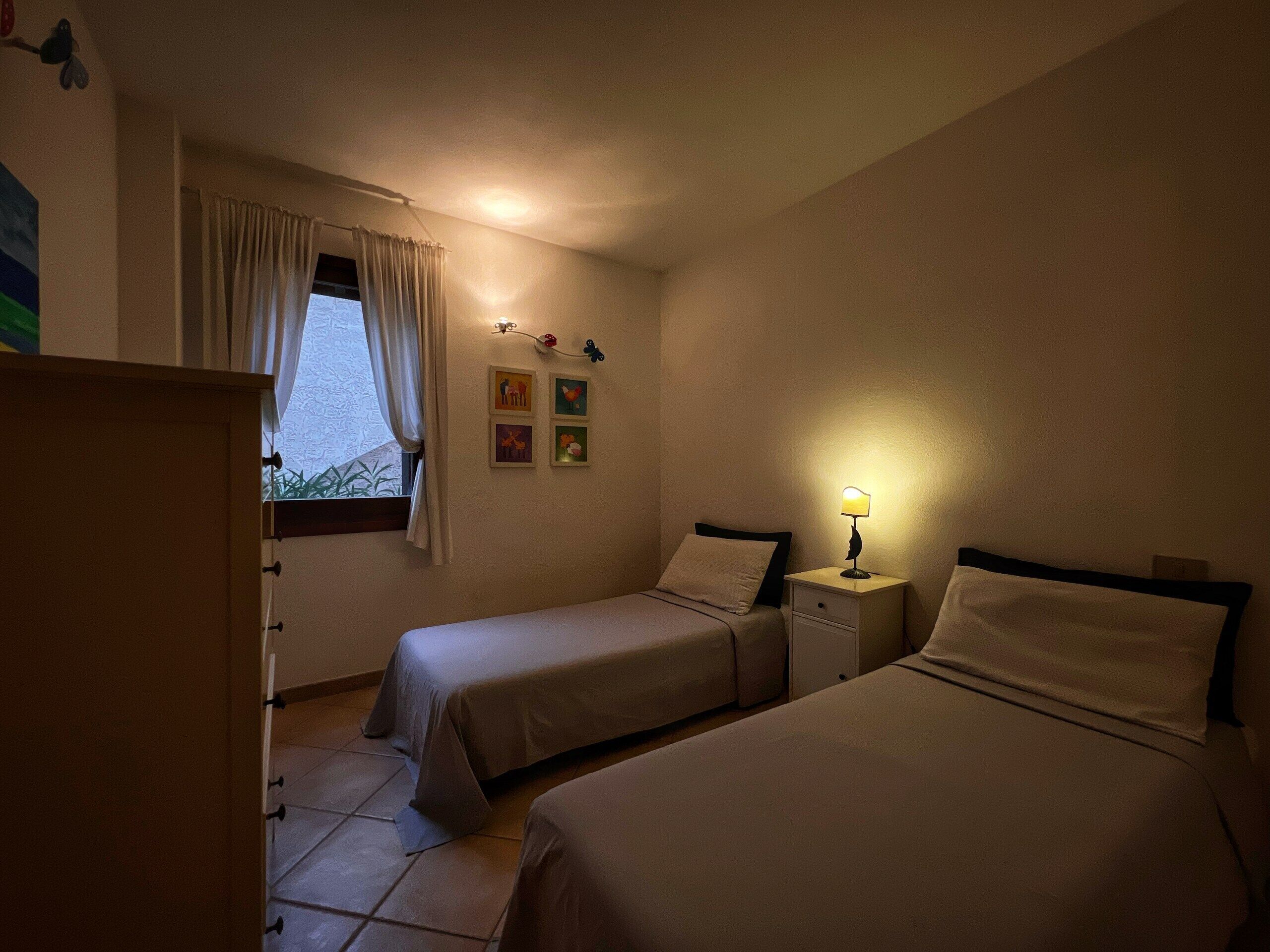 2 camere, ferro/asse da stiro, Wi-Fi gratuito, lenzuola