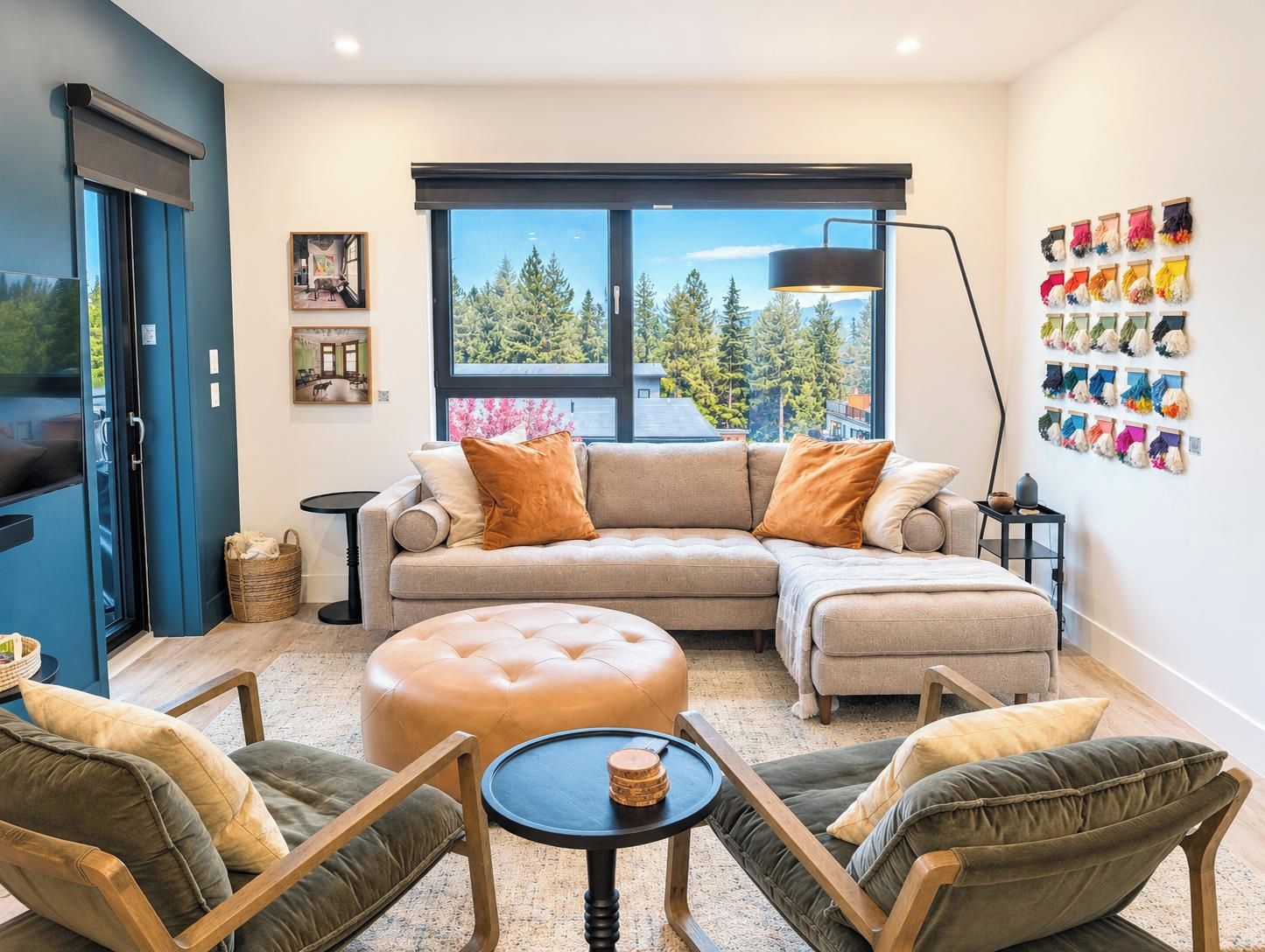 This corner unit features expansive mountain views