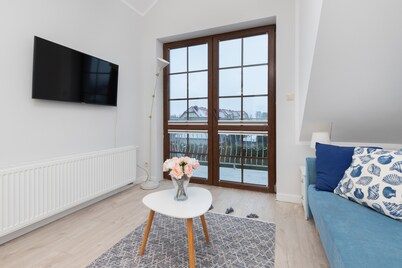 Bright Apartment in Debki by Renters