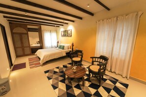 Apartemen Keluarga, 2 kamar tidur, Bebas Asap Rokok | Dilengkapi dengan perabotan berbeda-beda, meja kerja, dan Wi-Fi gratis