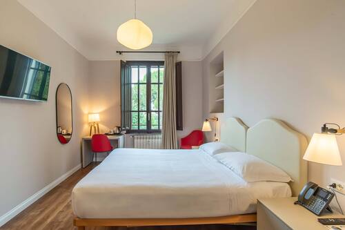 Habitació doble o amb dos llits individuals superior | Roba de llit hipoal·lergògena, cobrellits i minibar