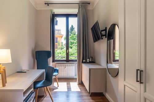 Classic Single Room