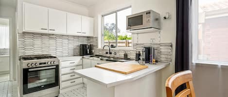 Kaffetrakter/tekoker og kjøkkenutstyr