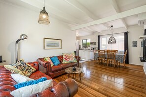 Televisión, estéreo