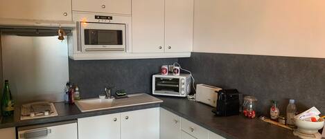 Fridge, microwave, oven, toaster