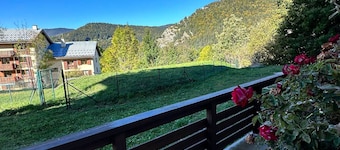 50m² Apartment for 6, West-Facing Balcony, Villard-de-Lans