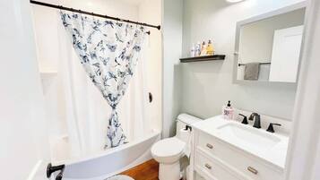 Douche, articles de toilette écologiques, sÚche-cheveux