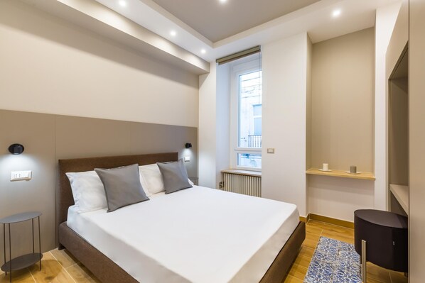 Apartment | 2 bedrooms - Colonna Apartment 4 by Wonderful Italy (Naples)