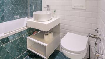 City House | Bathroom | Towels