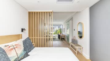 Studio, 1 Bedroom, City View