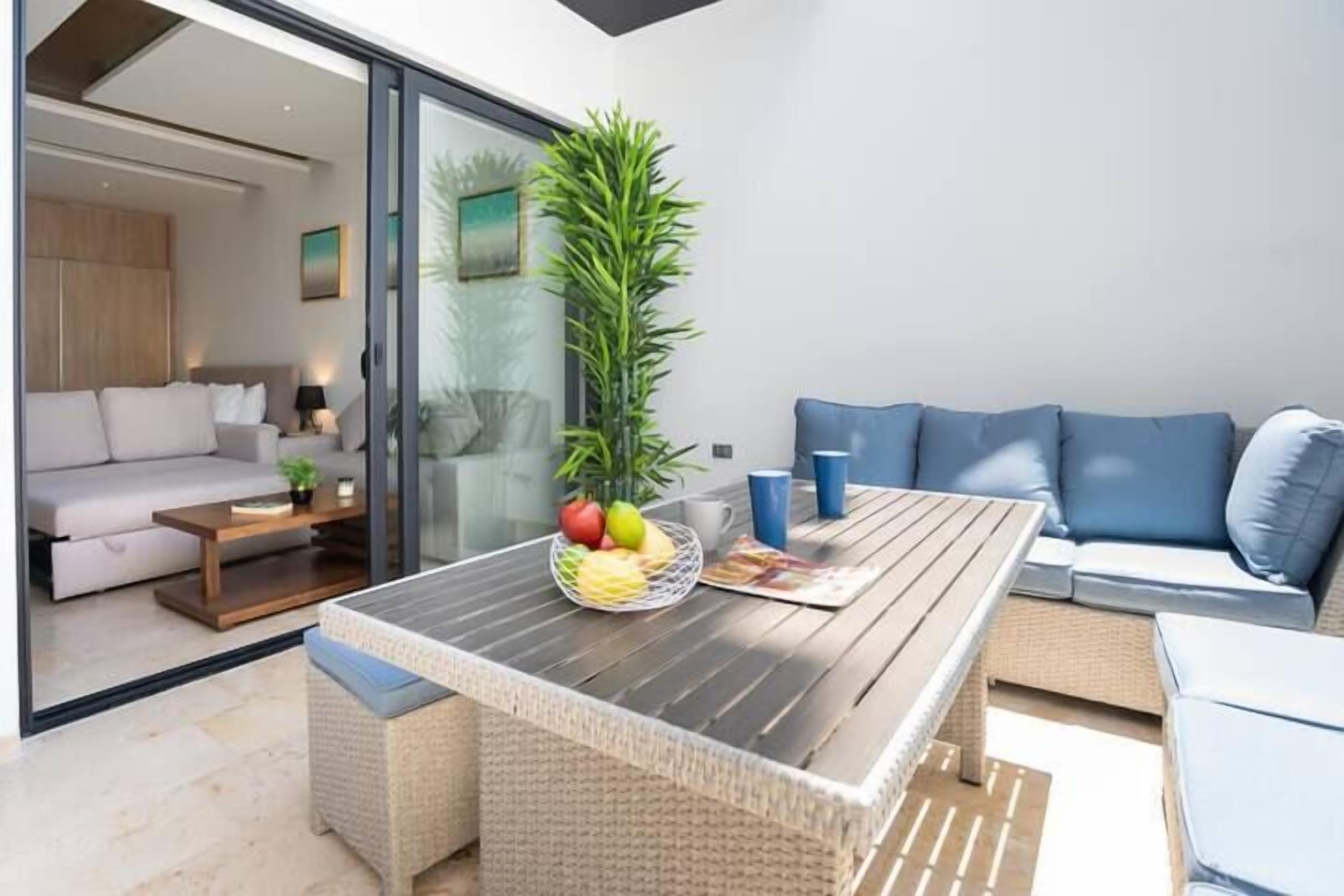 Exclusive-studio, terassi | Terassi/patio