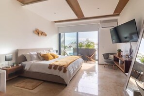 Superior Studio, Kitchen | Free WiFi