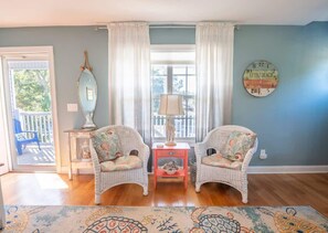 Smart TV, DVD player