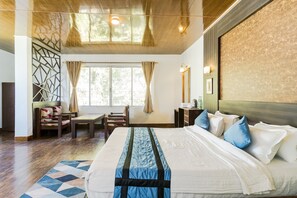 Frette Italian sheets, premium bedding, down duvets, in-room safe - Hotel Blue Poppy (Gangtok)