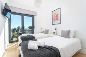 5 Schlafzimmer, Bügeleisen/Bügelbrett, WLAN, Bettwäsche