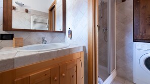 Apartment (2 Bedrooms) | Innenbereich