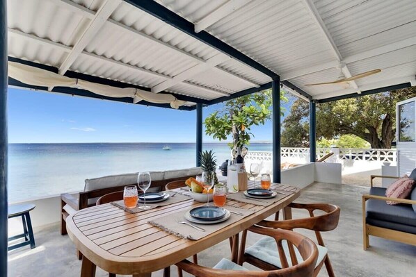 Outdoor dining