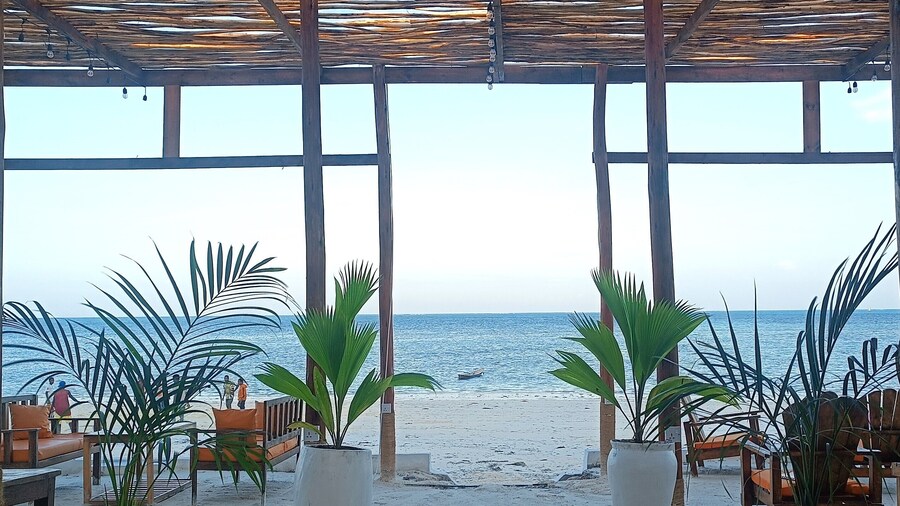 HA Beach Hotel Zanzibar