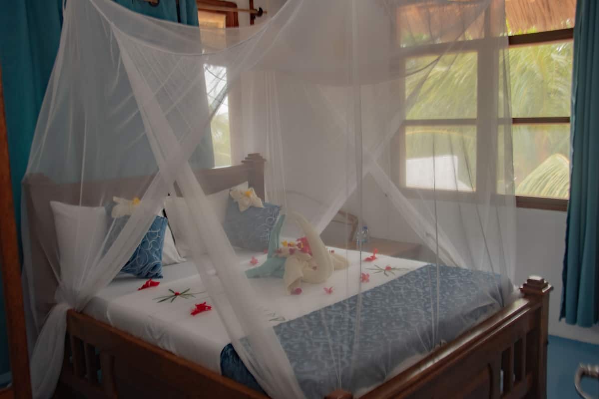 Superior Double Room | Bed sheets