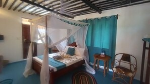 Habitació doble o amb dos llits individuals estàndard | Roba de llit