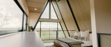 3 soverom, skrivebord, strykejern/-brett og wi-fi