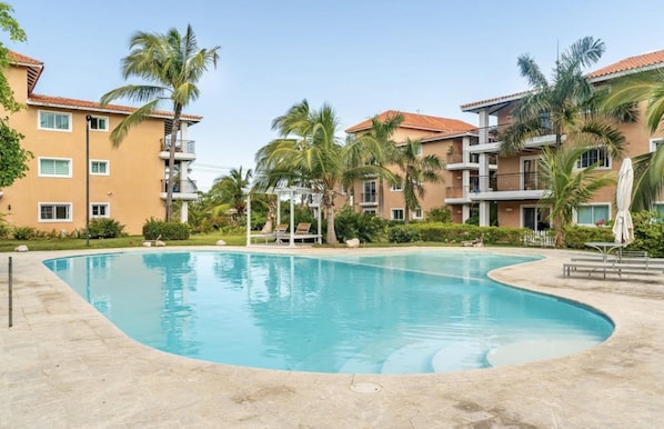 Apartment | Pool