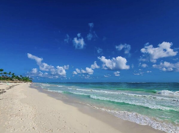 Apartment | Beach - Beautiful 2-bed Apartment in Punta Cana (Punta Cana)