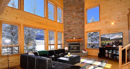 Slate View, Riverbend, Garage, Fishing, Hot Tub!