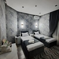 Deluxe Twin Room | Desk, soundproofing, free WiFi, bed sheets