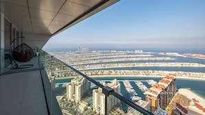 Apartment | Property grounds - Captivating 2-bed Apartment in Dubai (Dubai)